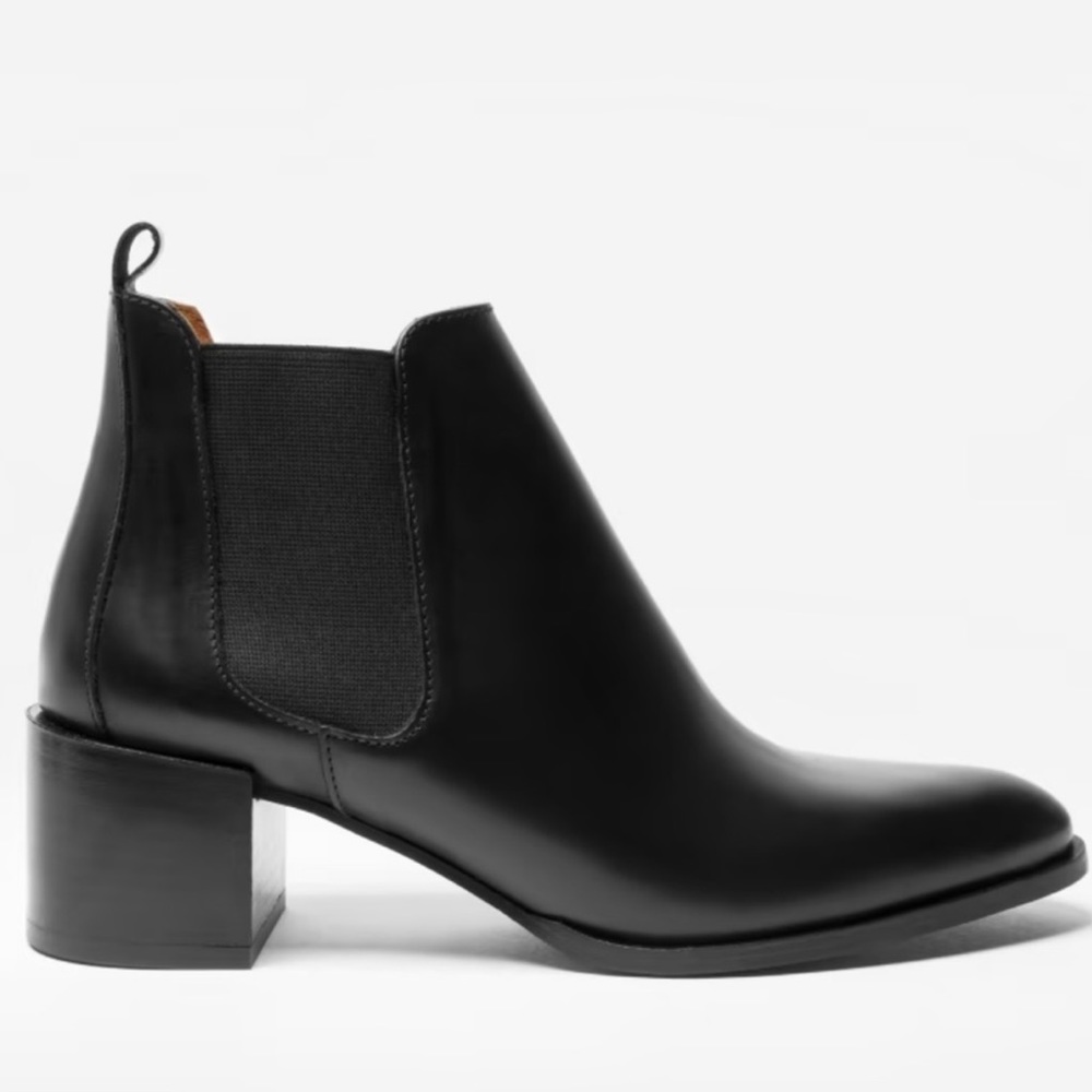Everlane “ The Heel Boot” Leather Black Booties